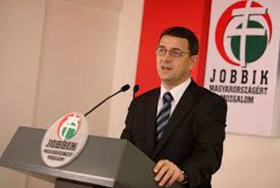 Jobbik Submits Bill On Banning Politicians From Top Sport Positions