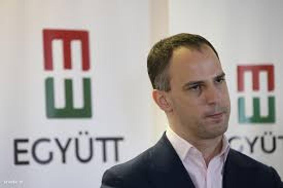 Együtt To Motion For Transparency Of Open-Ended Private Funds