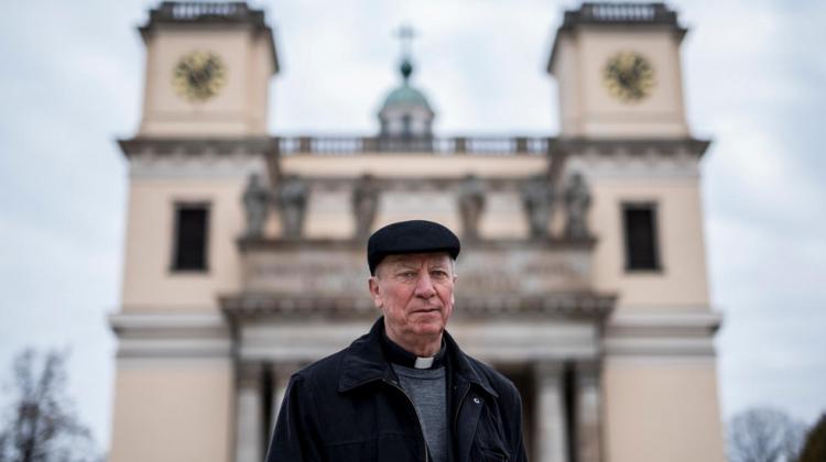 Bishops Offer ‘Room At The Inn’ To Refugees In Hungary